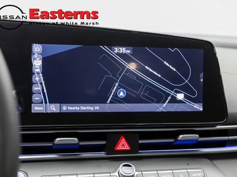 Used 2024 Hyundai Elantra SEL image 18