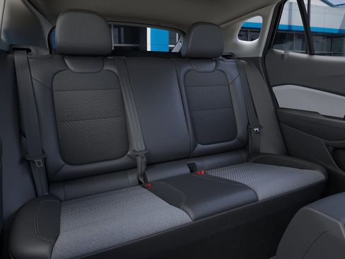 New 2026 Chevrolet Trax LT image 17