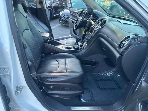 Used 2017 Buick Enclave Leather AWD/4WD image 40