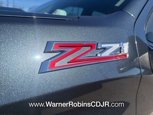 Used 2019 Chevrolet Silverado 1500 LT w/ All-Star Edition image 4