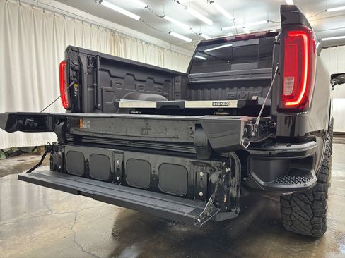 New 2025 GMC Sierra 1500 AT4 w/ AT4 Premium Package image 12