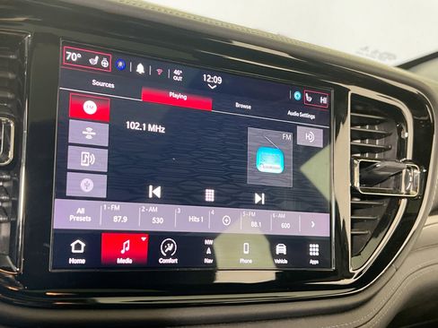 Used 2022 Dodge Durango GT image 15