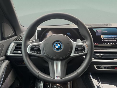 Used 2025 BMW X5 xDrive50e w/ M Sport Package AWD/4WD image 23