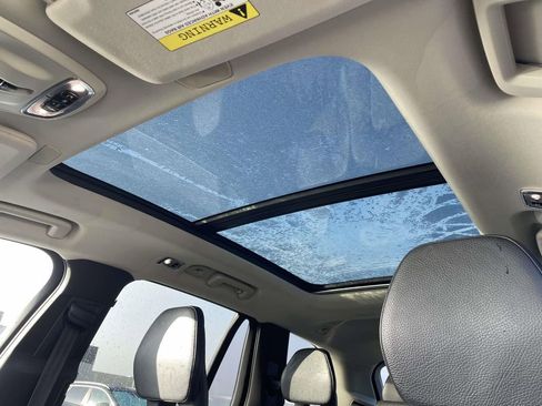 Used 2019 Volvo XC90 T6 Momentum w/ Advanced Package image 10