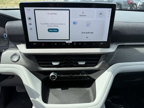 New 2026 Ford Explorer Platinum image 15