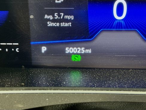 Used 2022 Volkswagen Tiguan S image 19