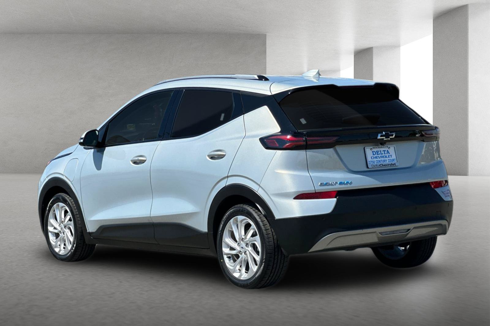 Used 2023 Chevrolet Bolt EUV LT w/ Driver Confidence Package FWD image 6