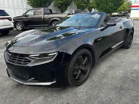 Used 2020 Chevrolet Camaro LT1 RWD image 7