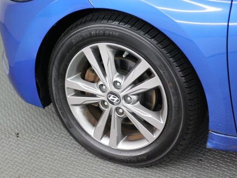Used 2017 Hyundai Elantra SE w/ SE A/T Tech Package 03 FWD image 54