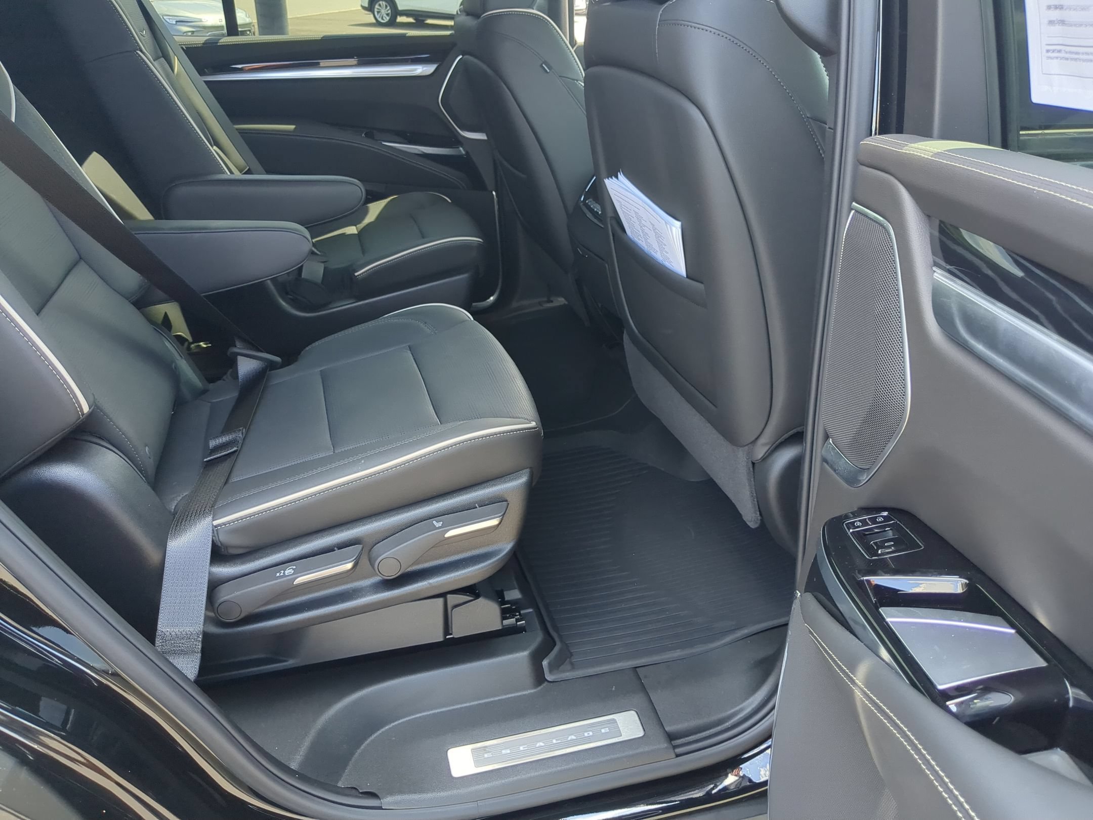 Certified 2026 Cadillac Escalade Sport w/ Touring Package AWD/4WD image 25