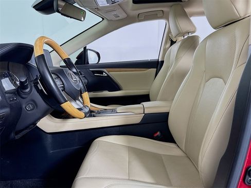 Used 2021 Lexus RX 350L FWD w/ Premium Package image 12
