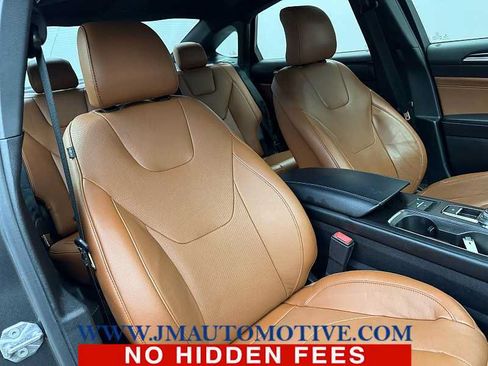 Used 2019 Ford Fusion Energi Titanium FWD image 22