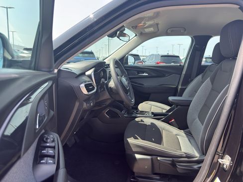 Certified 2022 Chevrolet TrailBlazer LS FWD image 10
