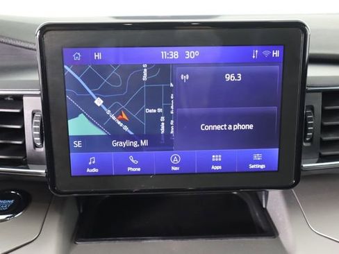 Certified 2022 Ford Explorer XLT w/ Equipment Group 202A image 39