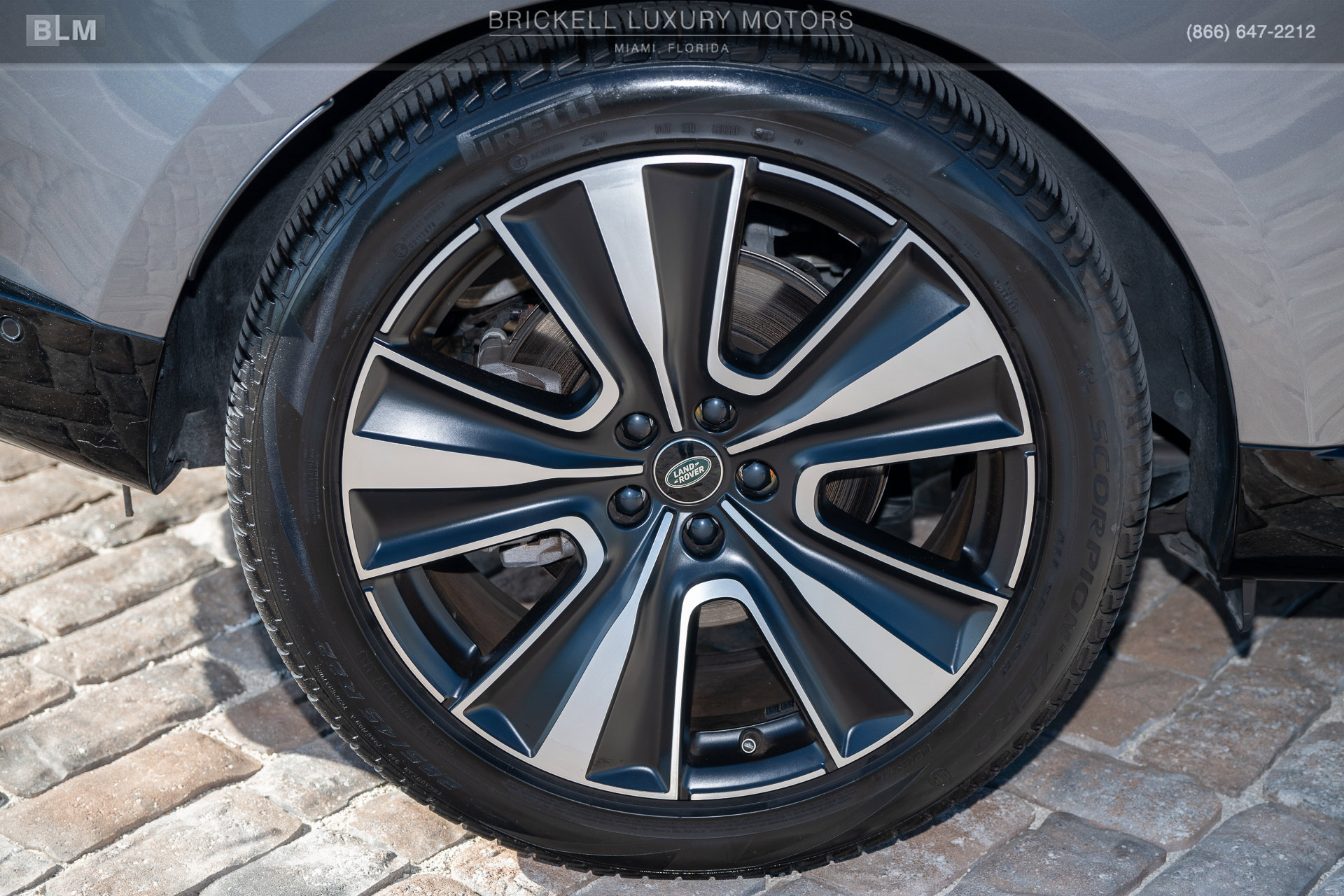 Used 2024 Land Rover Range Rover SE AWD/4WD image 50