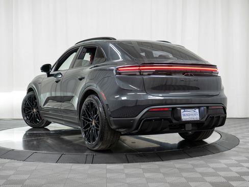 New 2026 Porsche Macan GTS Electric image 35