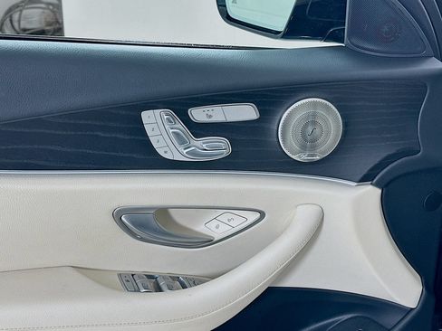 Used 2021 Mercedes-Benz E 350 Sedan image 19