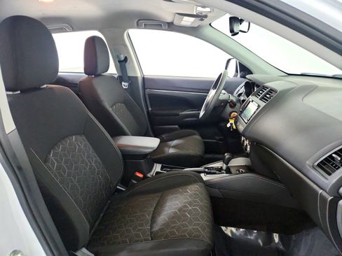 Used 2024 Mitsubishi Outlander Sport ES image 27