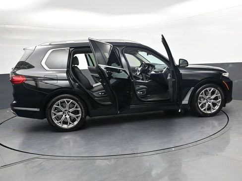 Used 2021 BMW X7 xDrive40i w/ Premium Package AWD/4WD image 36