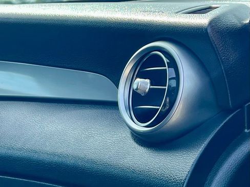 Certified 2022 Mercedes-Benz GLC 300 4MATIC image 27