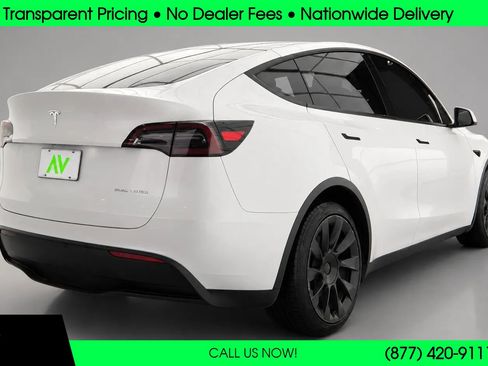 Used 2023 Tesla Model Y Long Range AWD/4WD image 4