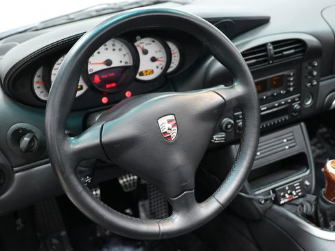 Used 2003 Porsche 911 Cabriolet image 25
