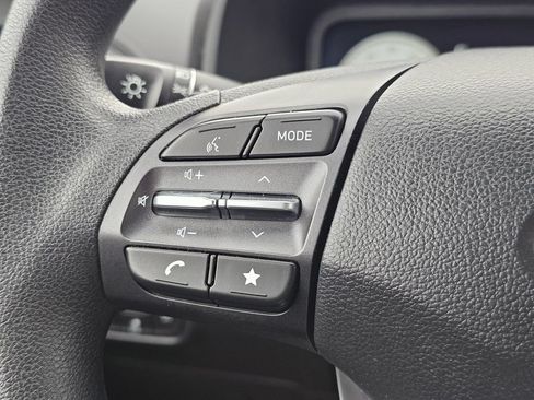 Used 2023 Hyundai Kona SE FWD image 30