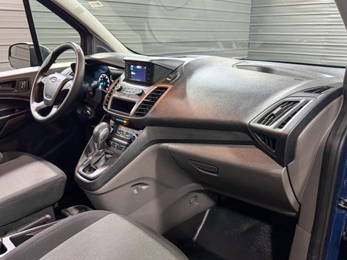 Used 2019 Ford Transit Connect XL image 19