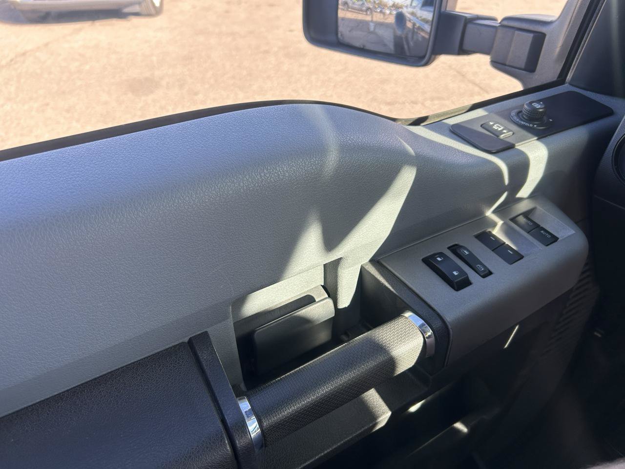 Used 2016 Ford F350 XLT w/ XLT Value Package AWD/4WD image 24
