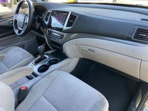 Used 2018 Honda Pilot EX image 22