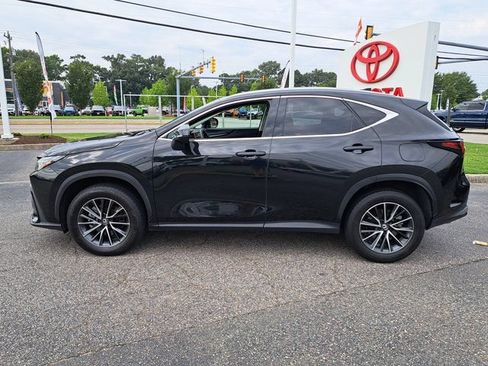 Used 2025 Lexus NX 250 FWD w/ Cold Area Package image 12