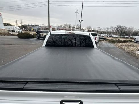 Used 2011 Ford F150 XLT w/ XLT Chrome Pkg image 34