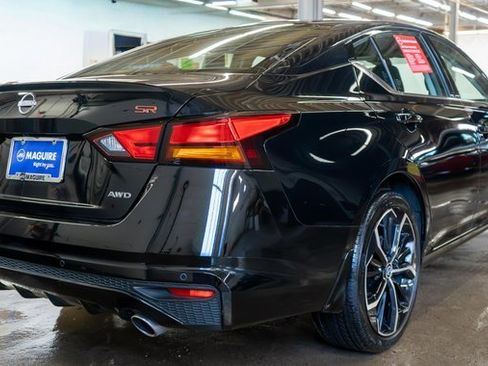 Certified 2025 Nissan Altima 2.5 SR image 6