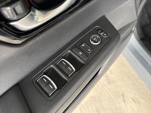 Used 2023 Honda CR-V EX-L image 25