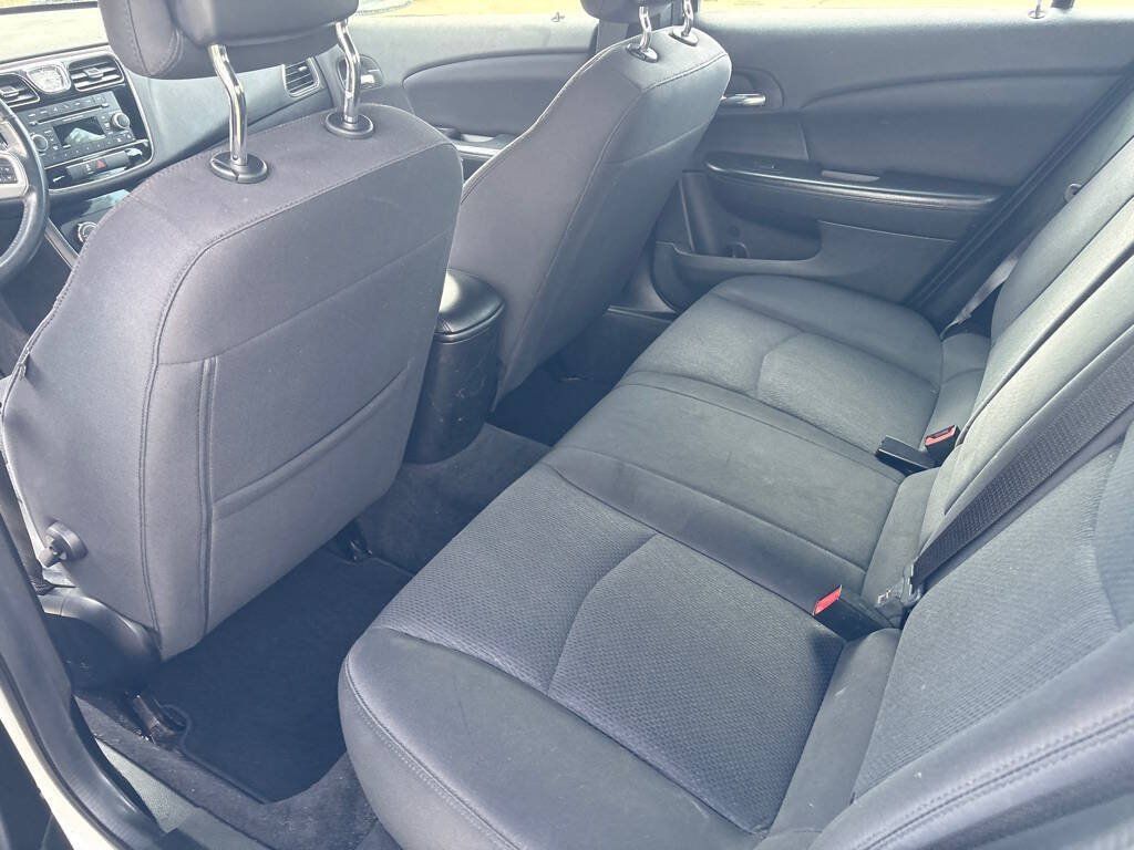 Used 2013 Chrysler 200 Touring w/ S Exterior Appearance Pkg FWD image 11