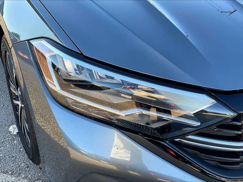 Used 2023 Volkswagen Jetta Sport image 25