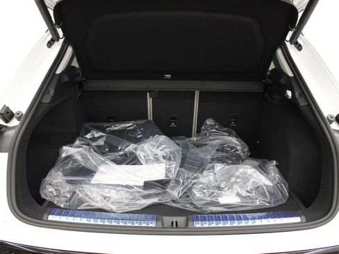 New 2026 Audi Q3 quattro 2.0T AWD/4WD image 31