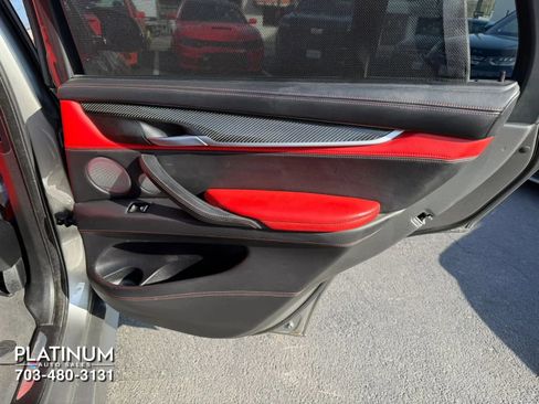 Used 2017 BMW X5 M image 20