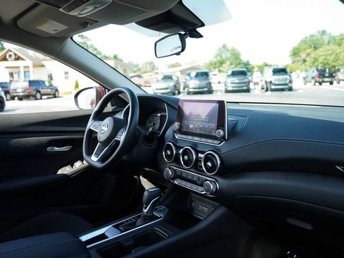 Used 2025 Nissan Sentra SV w/ Trunk Package FWD image 13