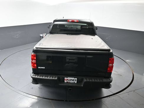 Used 2018 Chevrolet Silverado 1500 Custom w/ Custom Value Package AWD/4WD image 43