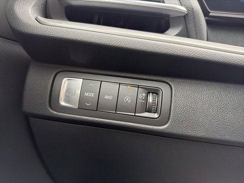 New 2026 Chevrolet Traverse LT image 19