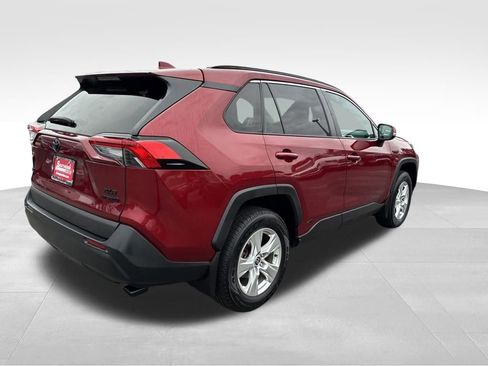 Used 2021 Toyota RAV4 XLE image 5