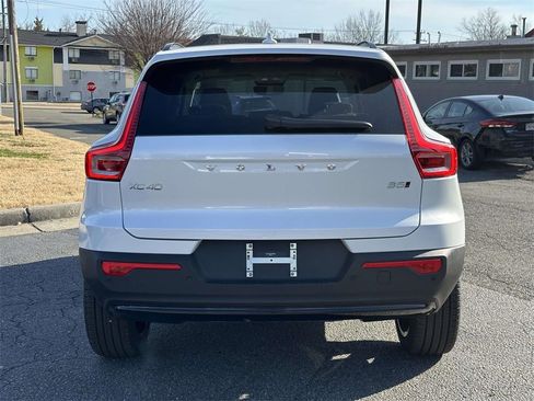New 2026 Volvo XC40 B5 Ultra w/ Protection Package Premier image 20
