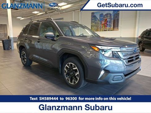 Certified 2025 Subaru Forester Premium image 1