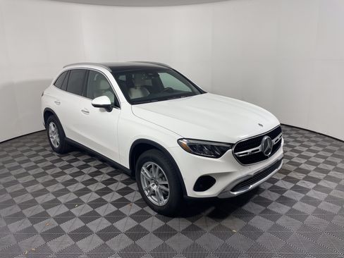 Certified 2023 Mercedes-Benz GLC 300 4MATIC image 7
