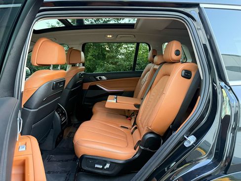 Used 2019 BMW X7 xDrive50i AWD/4WD image 18