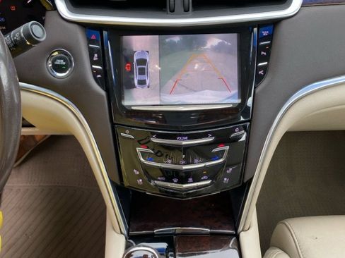 Used 2016 Cadillac XTS Luxury w/ Driver Awareness Package image 18