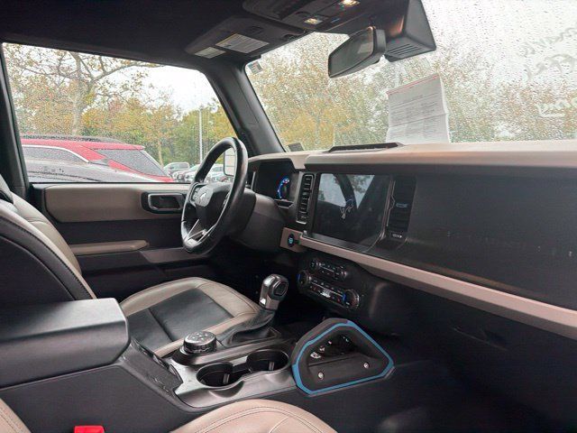 Used 2023 Ford Bronco Wildtrak AWD/4WD image 11