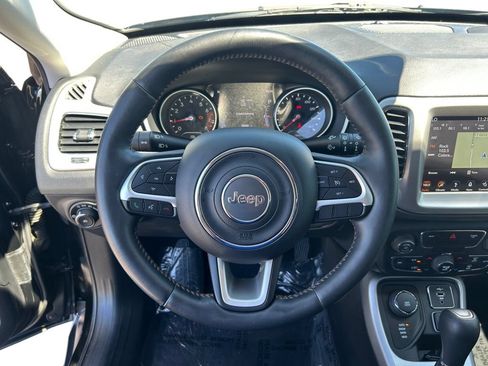 Used 2019 Jeep Compass Latitude w/ Popular Equipment Group AWD/4WD image 14