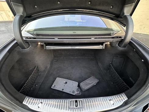 Used 2018 Mercedes-Benz S 560 Sedan image 36